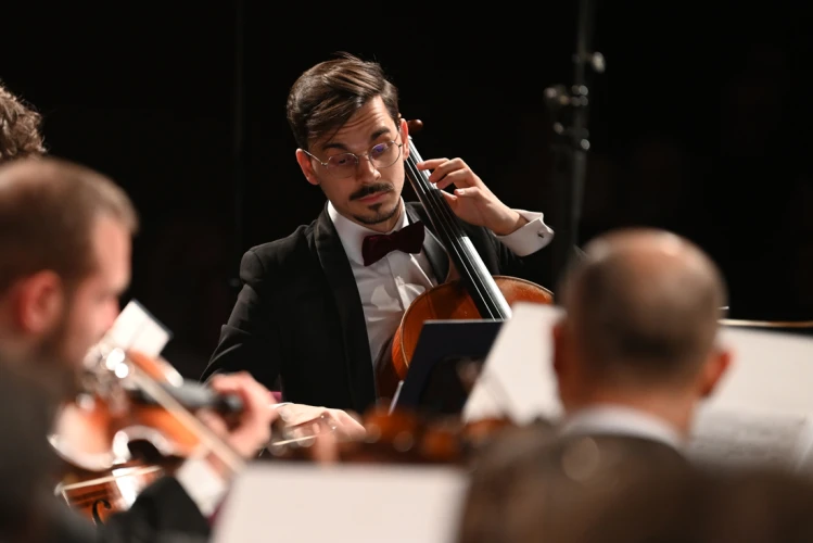 Румънски национален оркестър | К. Мандеал | Светлин Русев, Юлиан Щекел  4